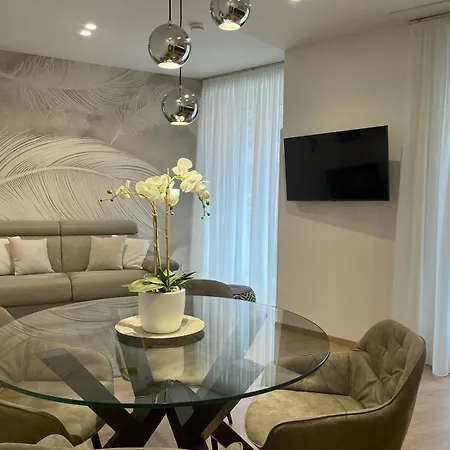 Clavis Luxury Apartments Chiavenna Exterior foto