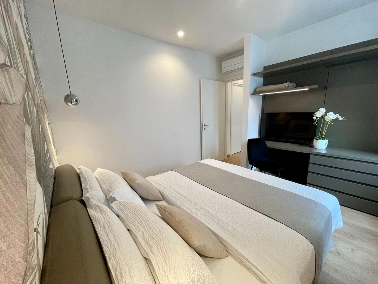 Clavis Luxury *